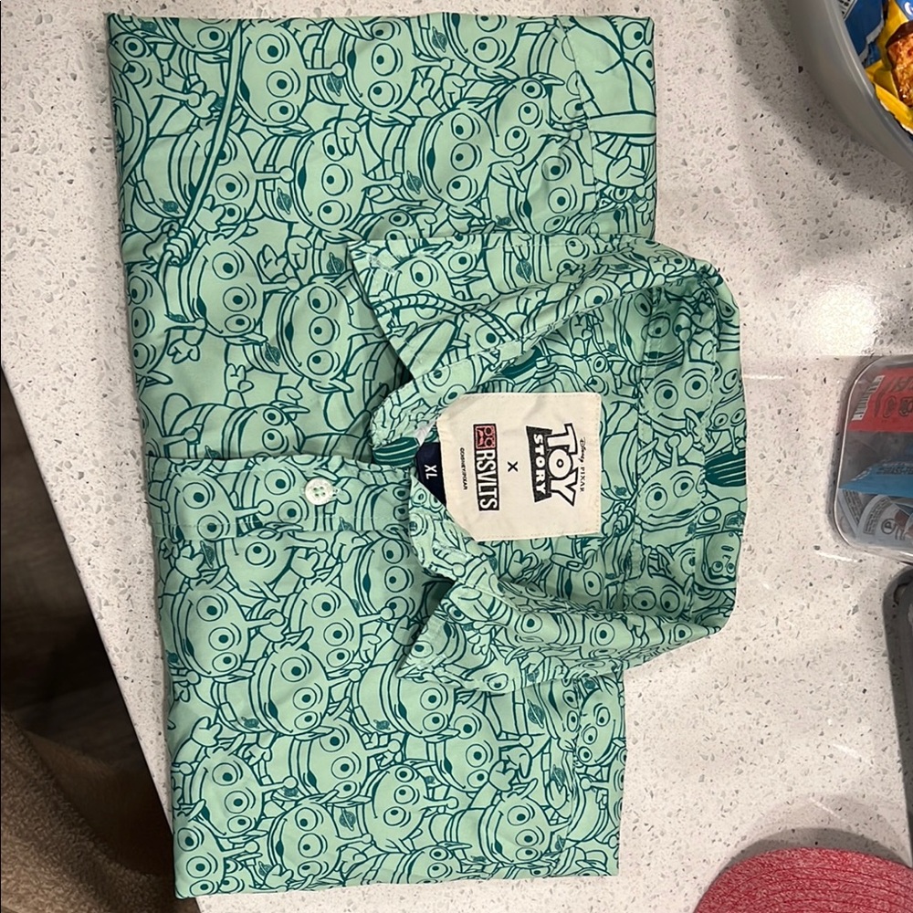 Men's Green Shirt